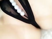 极品白虎嫩妹 摄像头前穿情趣内衣 用器具摆弄嫩穴 爽到飞起