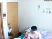 摄像头监控偷拍小夫妻晚上洗完澡后激情打炮