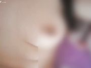 风韵犹存美容店大奶老板娘和女儿一块侍候年轻嫖客