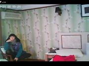 偷拍大冷天匆匆赶来在旅店打一炮的就走的情侣