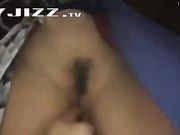 和兄弟的妻子温泉偷情 玩捆绑让她爽到极致