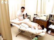 按摩师上班过程中内射了极品人妻女顾客