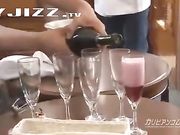 好好的家庭聚会居然演变成淫乱不堪的大乱交