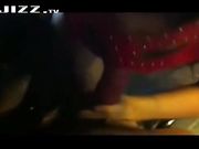 两个姐妹花玩得正嗨的时候被我发现闯进去双飞了