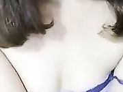 刚结婚不久的嫩少妇发骚开视频裸聊自摸