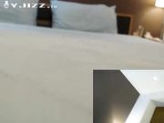 小情侣家中开直播 双摄像头拍给你看仔细