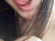 嫩妹直播时直喊奶头好硬快来操我 超多淫水