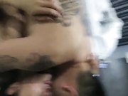 苗條越南妹子大戰紋身男 抱著猛操