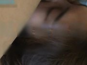 宾馆调教为了一份剧组化妆师工作献身的人妻小玉