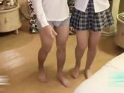 希 希 喝 了 爺 爺 泡 的 茶 全 身 發 熱 被 爺 爺 玷 汙 抽 插