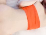 声音甜美的高颜值女神圣诞节收到礼物后被圣诞老人用鸡巴后入口爆射嘴里