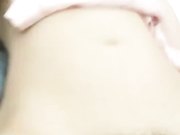 两对中年夫妻宾馆开房搞换换妻派对，一男操二女