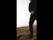 妩媚风骚的老板娘在家憋坏了荒郊野外跟炮友激情啪啪