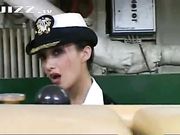 长腿大奶白虎美女与25CM粗长的大屌在工厂激情性爱