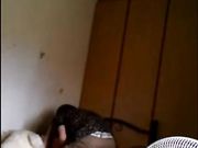 大学情侣逃课到学校附近旅馆开房打炮自拍 完事后还把自己用过的纸装起来带走