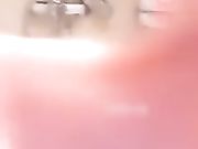 最近非常火的网红女主播洋大葱洗澡直播好想插她大屁股1