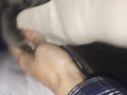 微信约性感美女出来吃饭,趁机下药带到酒店和朋友一起玩弄啪啪