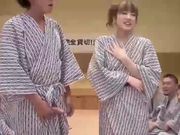 南波王事件原版母帶无码流出-『秋月玲奈』露天多人混浴原番上