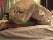 大奶美女主播和老铁网友见面吃饭被灌醉带到酒店开操,干完玩弄后又操!