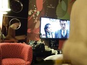 露脸约炮良家妹子 连体黑丝射完一炮歇会又干 妹子肤白臀肥丰满