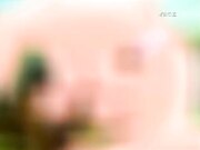 海边寂寞少女玩起了裸泳勾引男人