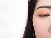 女神思瑞手机直播和眼镜男啪啪啪 据她说是个送了很多礼物的粉丝