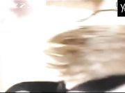 姐夫趁小姨子喝醉脱光她衣服 然后强迫姐姐和他一起蹂躏小姨子