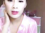 大学生妹子假期直播洗澡刮逼毛“最近瘦了奶子都变小了”普通话1