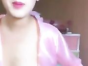 大学生妹子假期直播洗澡刮逼毛“最近瘦了奶子都变小了”普通话1