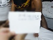 大奶少女馨馨背着男友和网友酒店3P激情 两根大屌的抽插让她特别享受颤抖的感觉