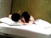 高中小情侣偷吃禁果羞涩而又激情做爱