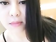 戴着眼镜很有御姐范的网红主播铁锤妹妹和姐夫开房啪啪对白清晰1