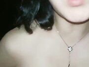 人妻的诱惑露脸很迷人，大奶子大屁股约出来玩个车震