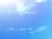 姐妹俩激情比赛沙滩裸奔