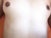 最近经常一块搓麻将的36岁家庭少妇老公出差约我上她家偷情无套内射她