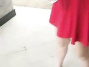 调教女友新人小哥和红衣妹子户外啪啪，公园路边口交撩起裙子骑坐舔逼