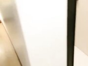 高颜值鸭舌帽大奶泰国妹子，性感黑丝翘屁股口交骑乘后人猛操