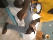 留学生黑人小哥约嫖卖淫女偷拍又一个杯具收场牛仔裤妹子受不了大黑大屌不让干了