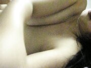 猥琐眼镜哥出租屋干白白嫩嫩的长发女友