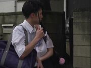 雨宿り濡れ透け制服J●をねっちょ濡れ種付けプレス 小泉ひなた (3)
