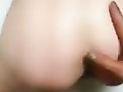 老婆的大奶子有点下垂 不过依然还是很挺 捏着也超有弹性