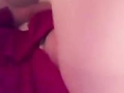 白嫩空姐3P前先把自己摸湿 然后两根大屌轮流骑