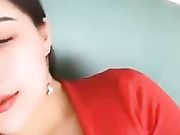 宅男女神思瑞 老虎飙车穿着性感红色透明内裤高跟发骚 语言挑逗