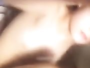 粗暴的男主人又要开操了 关在笼子里的小狗貌似很不愿意在用不停叫声干扰