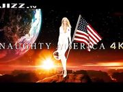 淘气的女学霸 被男老师按在课桌上进行另类的惩罚被大公鸡戳的直叫