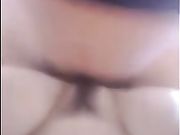 夫妻直播做爱各种姿势齐上阵 女的叫的很淫荡还爆粗口不过颜值高逼逼够粉嫩