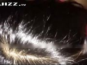 晚上跟女友在公园里偷情 尝试打野炮的感觉 真刺激