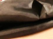 网吧包间迷倒前来见面的女网友 拔下内裤直接开操