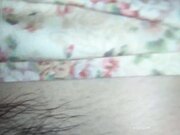 碎花裙文雅女白领被迷晕带到旅馆脱光玩弄啪啪