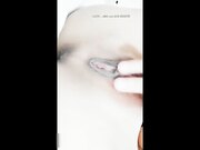 淫荡的00后嫩妹子逼逼和屁眼都已经被开发的差不多了